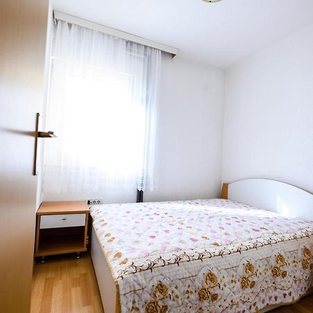 Apartmani Milka 扎达尔 外观 照片