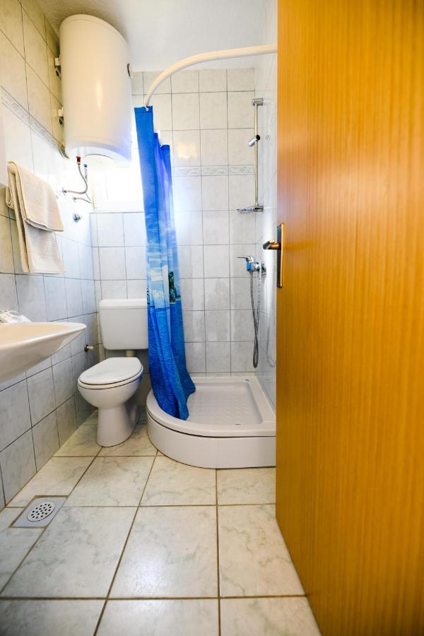 Apartmani Milka 扎达尔 外观 照片