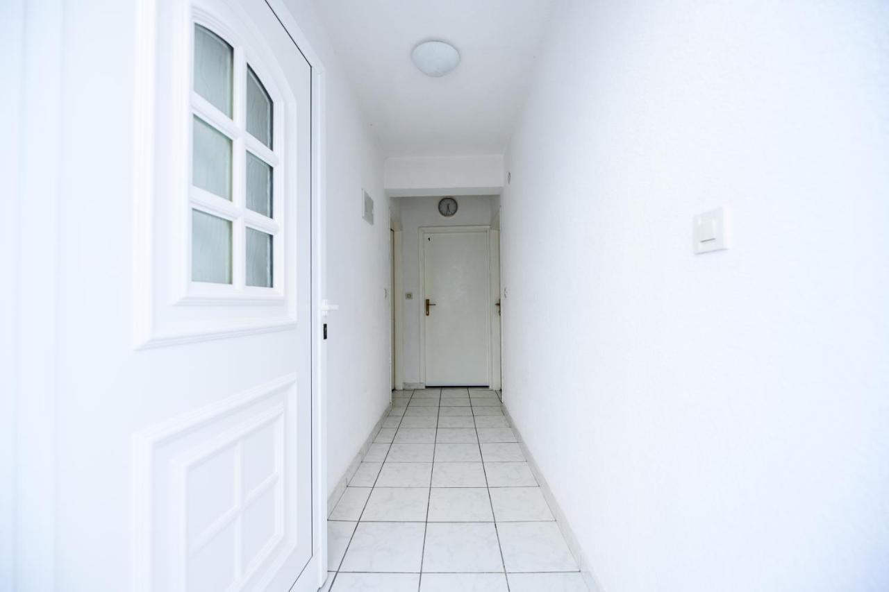 Apartmani Milka 扎达尔 外观 照片